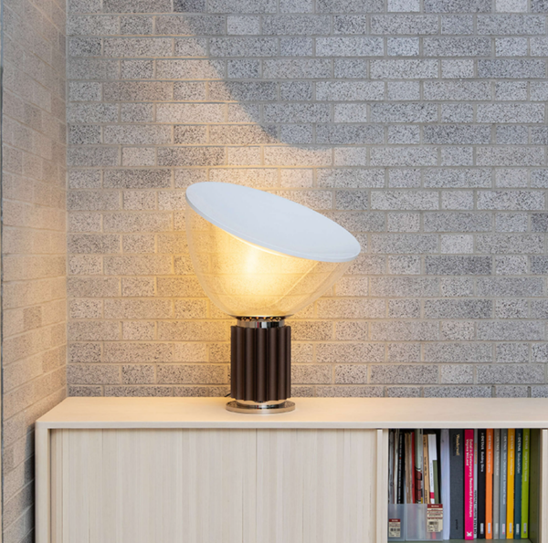 Taccia Small Bronze, Lampada da tavolo