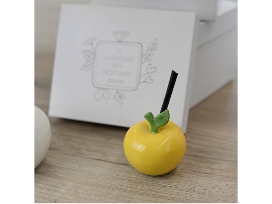 giardino-dei-profumi-profumatore-mela-10x10-cm-giallo-egan~1~4~71832~114038 giardino-dei-profumi-profumatore-mela-10x10-cm-giallo-egan~1~4~71832~114038